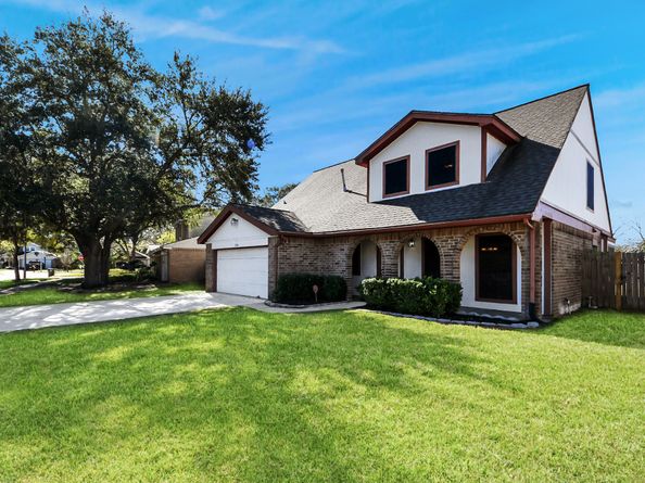 3234 Pebble Lake Drive, Sugar Land TX 77479