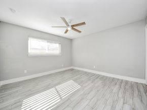 11214 Sagehaven Drive, Houston TX 77089