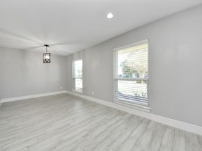 11214 Sagehaven Drive, Houston TX 77089