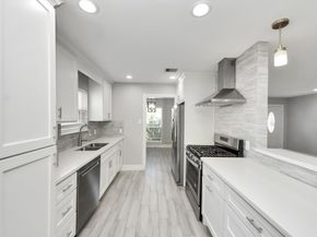 11214 Sagehaven Drive, Houston TX 77089