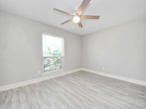 11214 Sagehaven Drive, Houston TX 77089