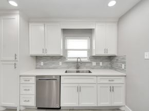 11214 Sagehaven Drive, Houston TX 77089