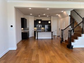 1119 Shepherd Oaks Drive, Houston TX 77018