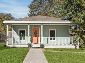 7933 Elwood Street, Houston TX 77012