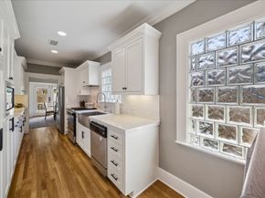824 W Melwood Street, Houston TX 77009