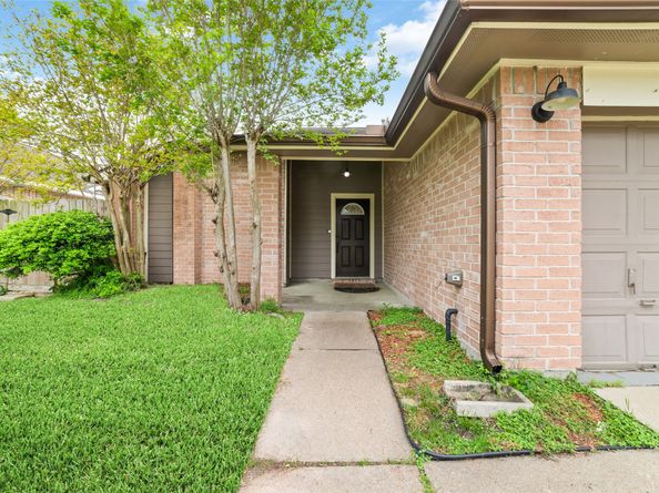 11439 Devencrest Drive, Houston TX 77066