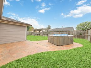 11439 Devencrest Drive, Houston TX 77066