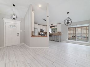 11439 Devencrest Drive, Houston TX 77066