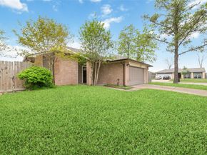 11439 Devencrest Drive, Houston TX 77066