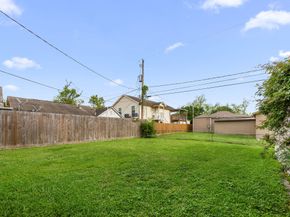 6942 Moss Rose Street, Houston TX 77087