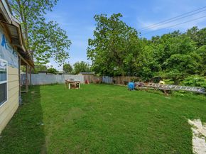 7511 Arnim Street, Houston TX 77087