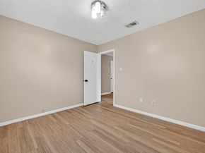 12114 Mckamy Drive, Houston TX 77067