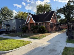 3018 Wentworth Street, Houston TX 77004