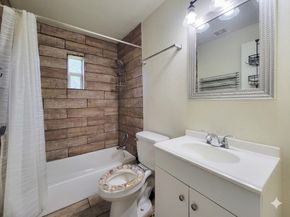 8130 Panay Drive, Houston TX 77033