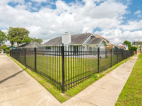 5401 N Capitol Street, Houston TX 77011