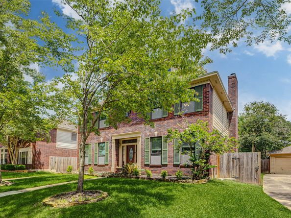 17322 Meadow Heights Drive, Houston TX 77095