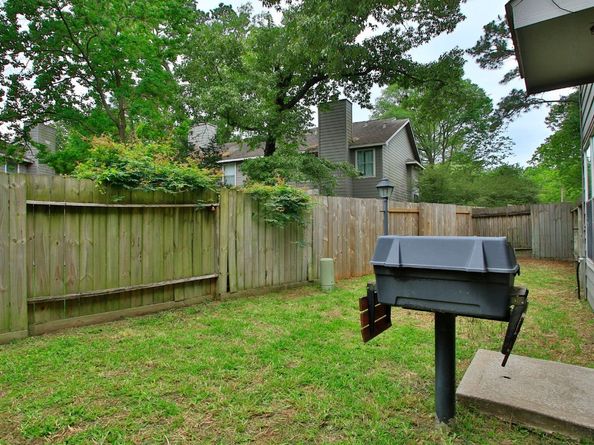 10 Jenny Wren Court, The Woodlands TX 77382