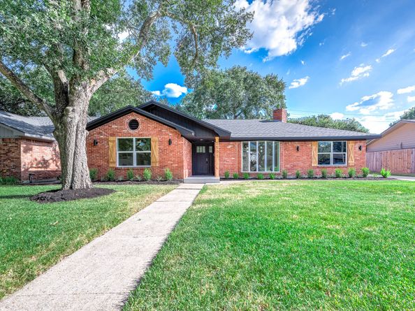 5507 Valkeith Drive, Houston TX 77096