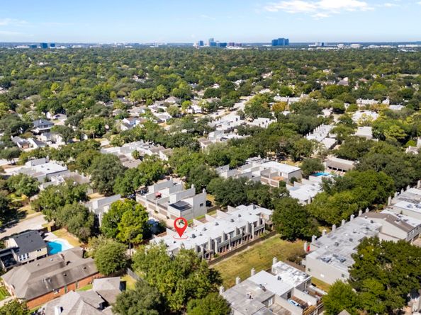 1663 Prairie Grove Drive, Houston TX 77077