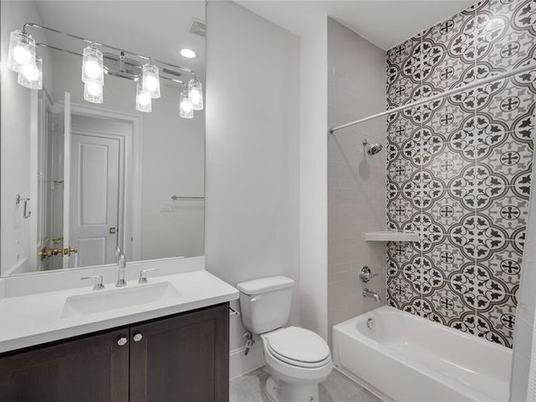 71 Amber Hollow Court, Sugar Land TX 77479