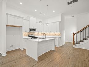 8447 Jutland Road, Houston TX 77033