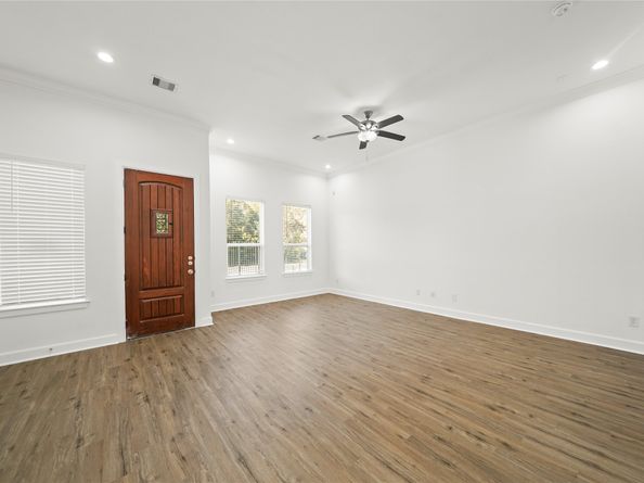 8447 Jutland Road, Houston TX 77033