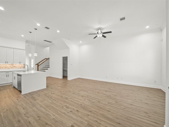 8447 Jutland Road, Houston TX 77033