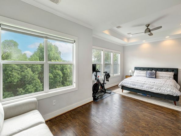 1009 W 16th Street, Houston TX 77008
