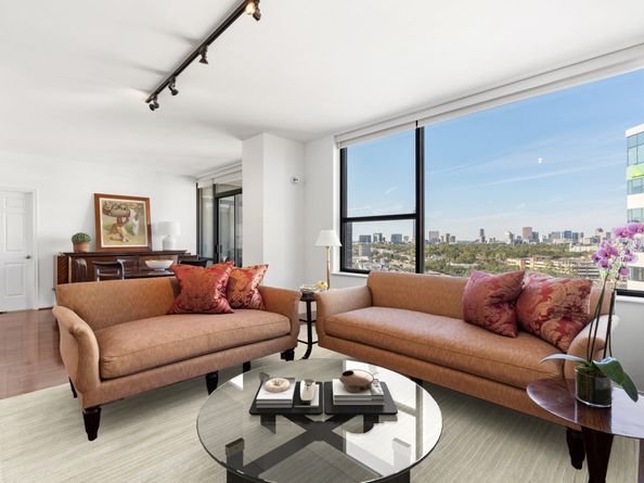 14 Greenway Plaza 12L, Houston TX 77046