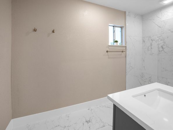 1062 Lamonte Lane, Houston TX 77018