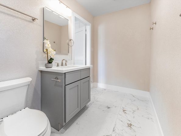 1062 Lamonte Lane, Houston TX 77018