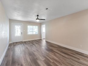 1062 Lamonte Lane, Houston TX 77018