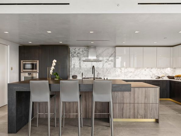 3433 Westheimer Road 1005, Houston TX 77027