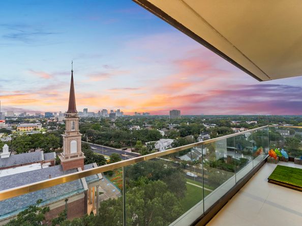 3433 Westheimer Road 1005, Houston TX 77027