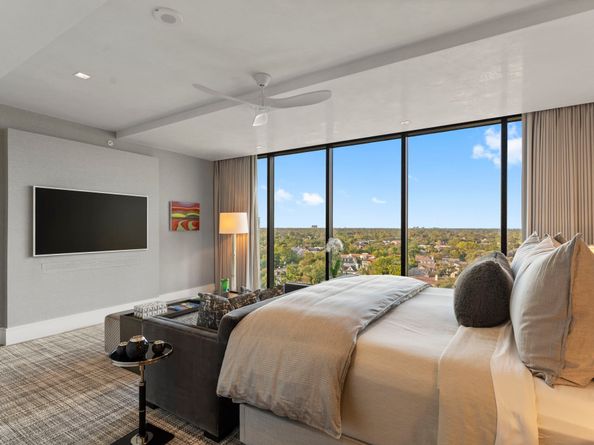 3433 Westheimer Road 1005, Houston TX 77027