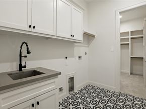 4951 Glenmeadow Drive, Houston TX 77096