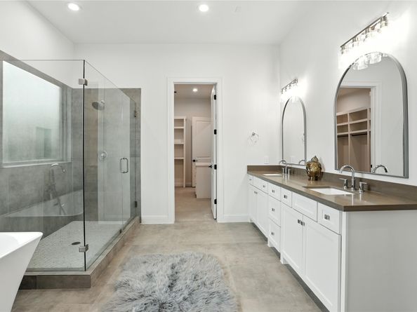 4951 Glenmeadow Drive, Houston TX 77096