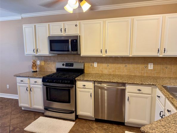 4111 Hermitage Hollow Lane, Houston TX 77339
