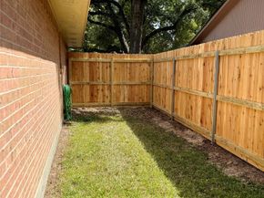 4111 Hermitage Hollow Lane, Houston TX 77339