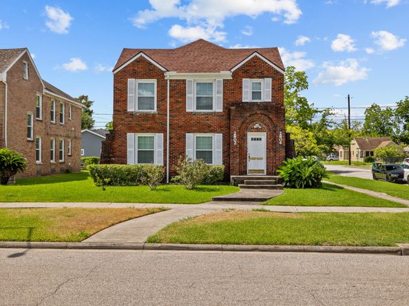 2804 Cleburne Street, Houston TX 77004