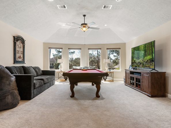 2118 Barton Woods Boulevard, Conroe TX 77301