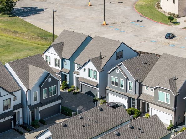 968 Ford Pines Lane, Houston TX 77091