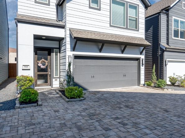 968 Ford Pines Lane, Houston TX 77091