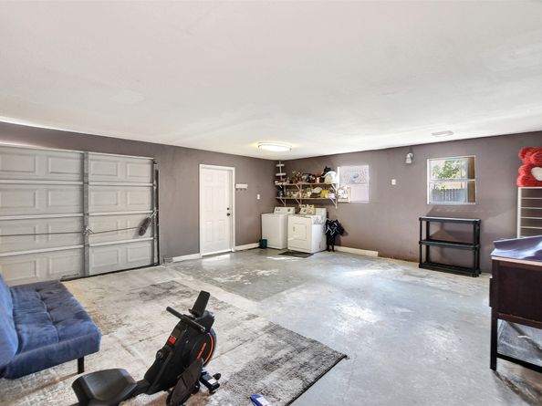 8314 Albacore Drive, Houston TX 77074