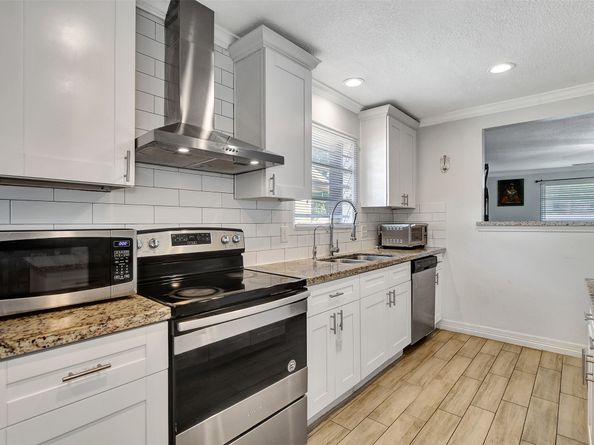 8314 Albacore Drive, Houston TX 77074