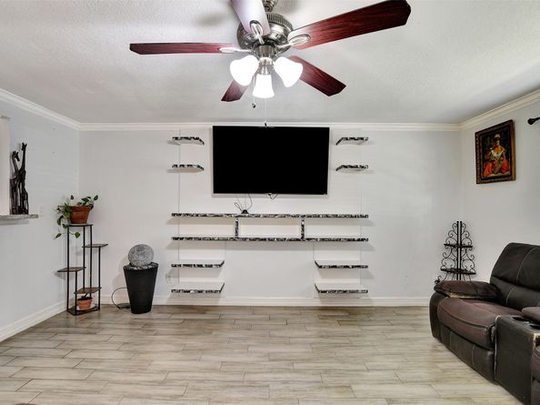 8314 Albacore Drive, Houston TX 77074