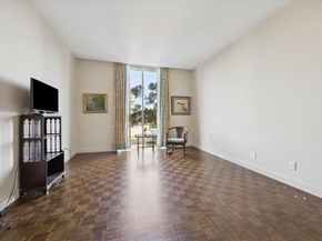 3711 San Felipe Street 2I, Houston TX 77027