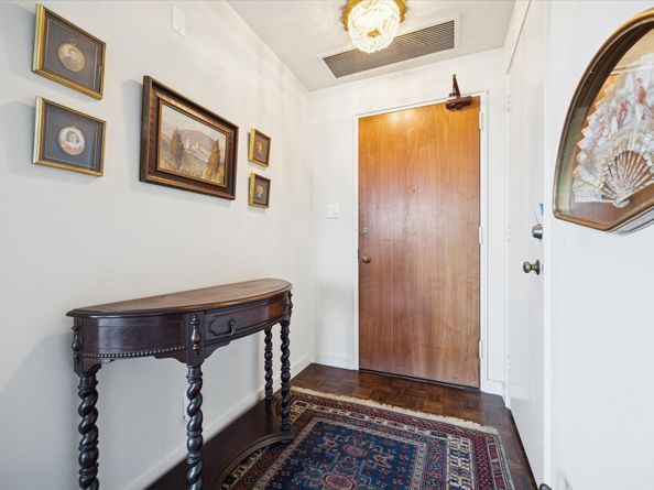 3711 San Felipe Street 2I, Houston TX 77027