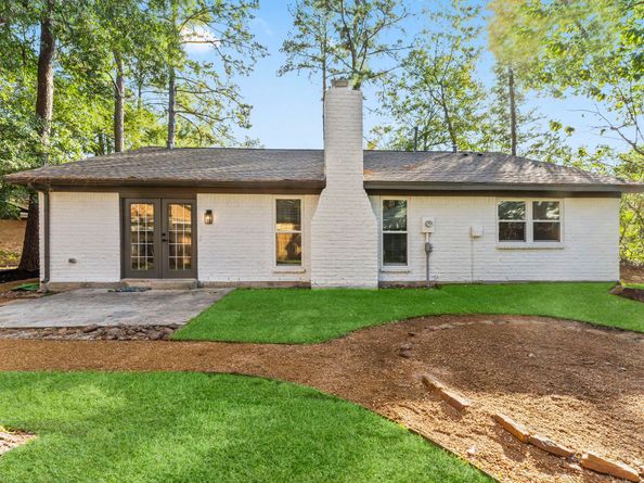 26 E Woodtimber Court, Spring TX 77381