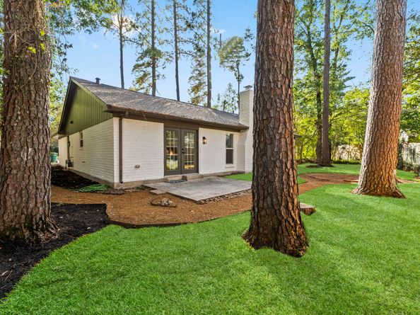 26 E Woodtimber Court, Spring TX 77381